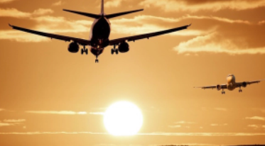 HOW TO HANDLE THE LONG FLIGHT YOU WILL NEED TO TAKE TO FIND THE SUN THIS YEAR